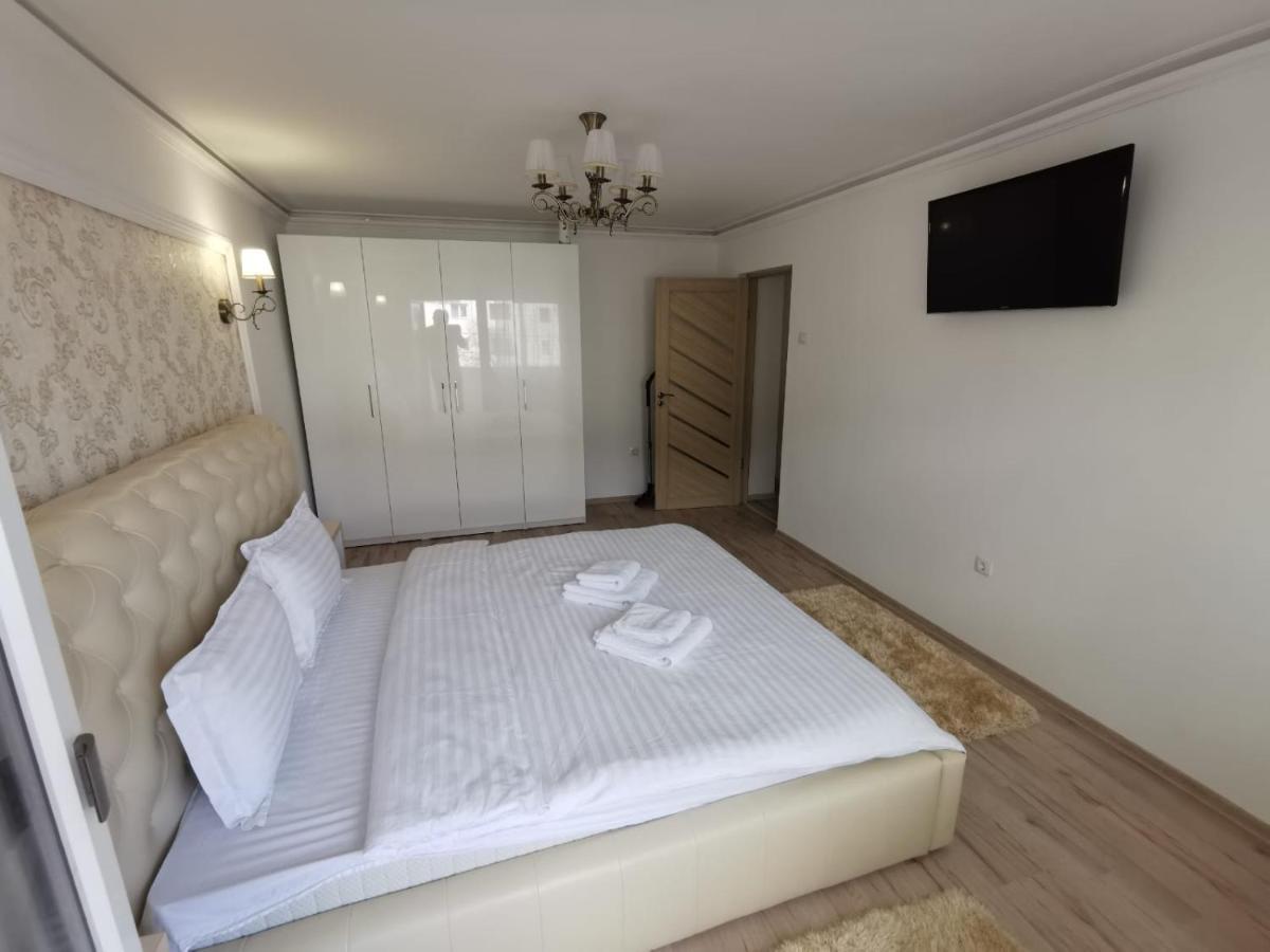 Apartament Gold Luxury Apartman Aknavásár Kültér fotó